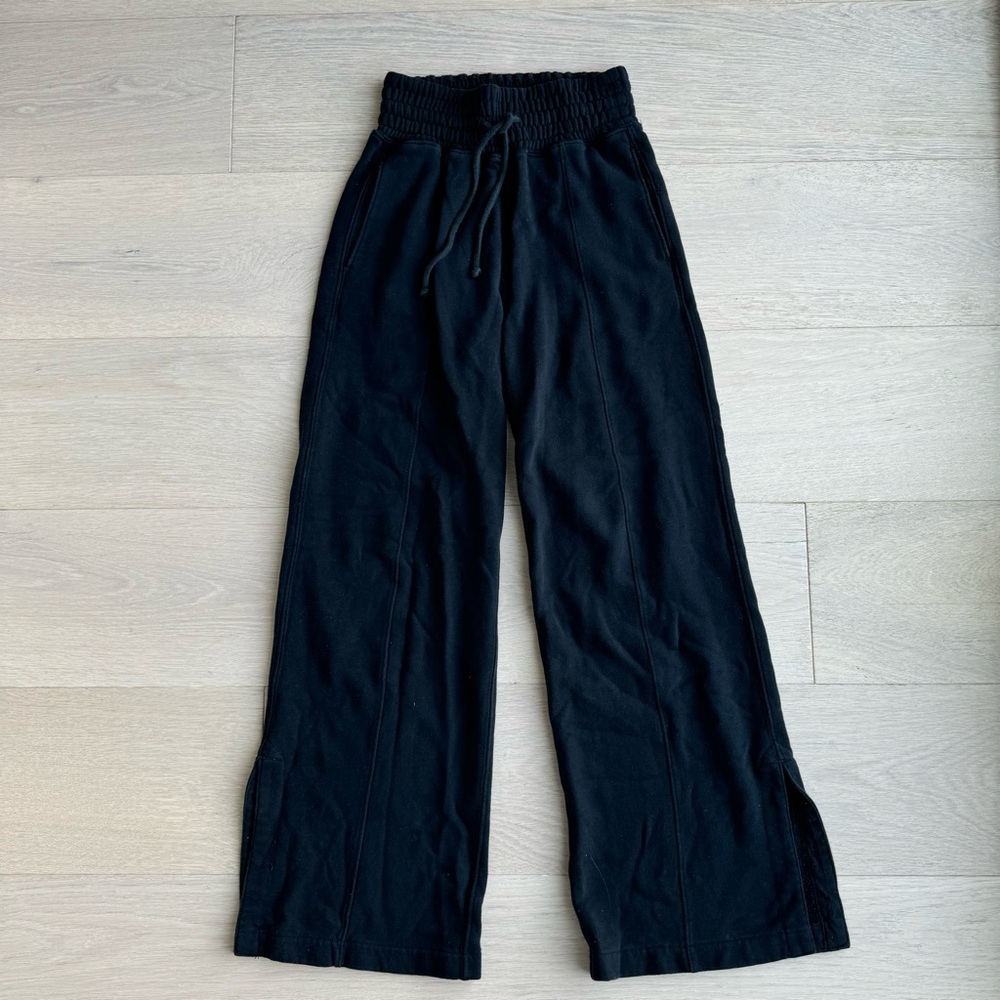 Abercrombie Wide Leg Sweatpant